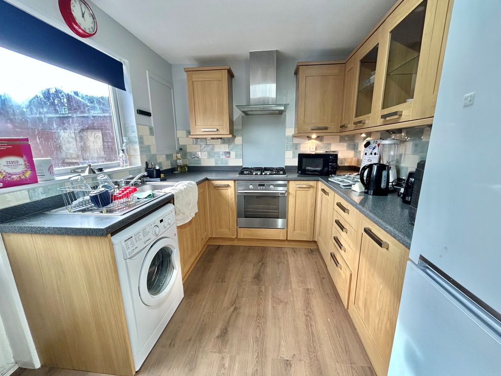 Property photo 2 of 13 Image