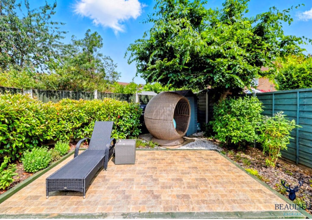 Property photo 3 of 17