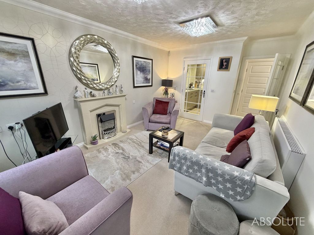 Property photo 3 of 15