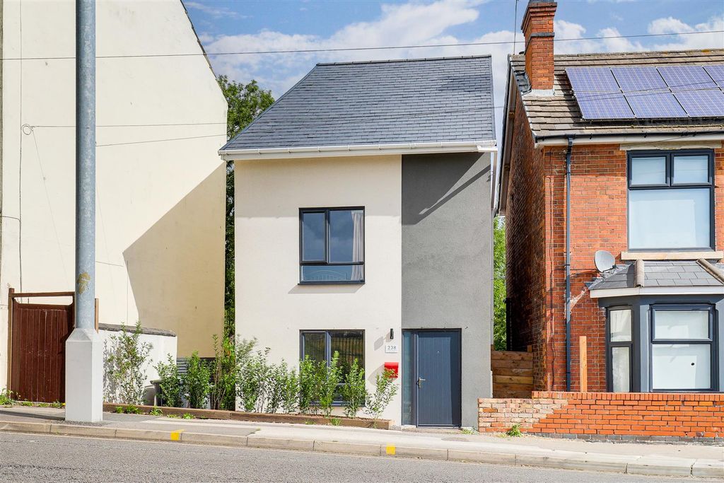 Property photo 1 of 18 3389.Jpg