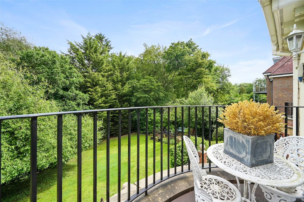 Property photo 2 of 12 Balcony