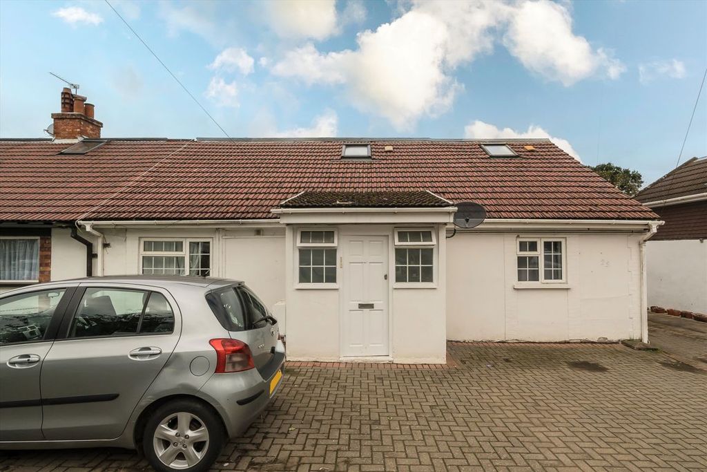 Property photo 1 of 5
