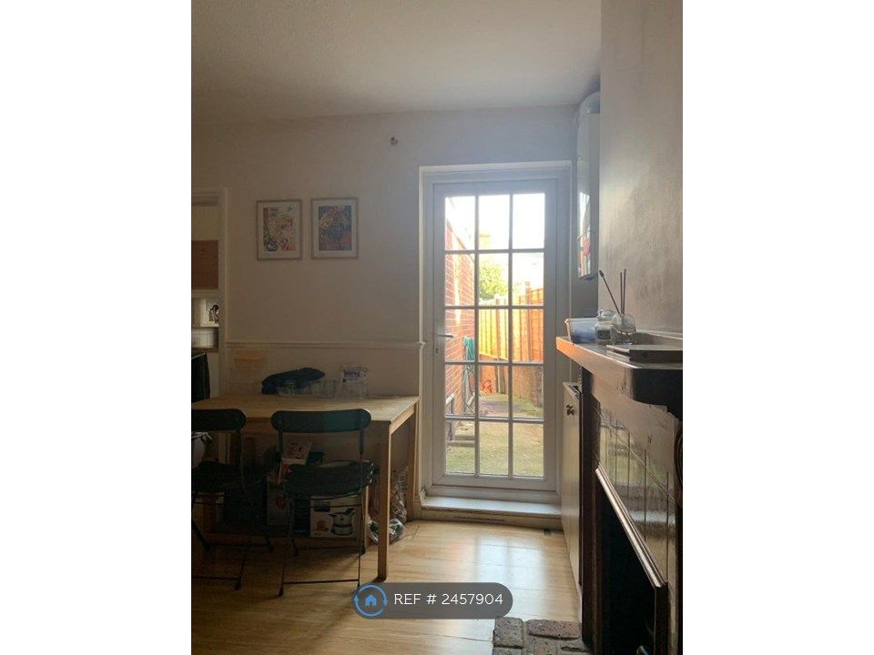 Property photo 3 of 8