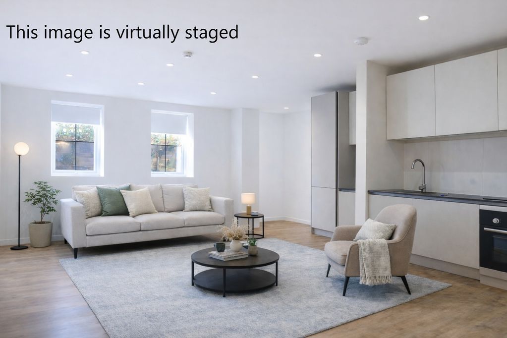 Property photo 3 of 11 Photo 16