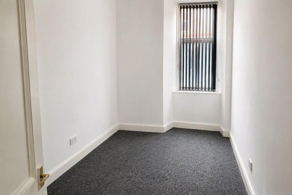 Property photo 2 of 5 Picture No. 08