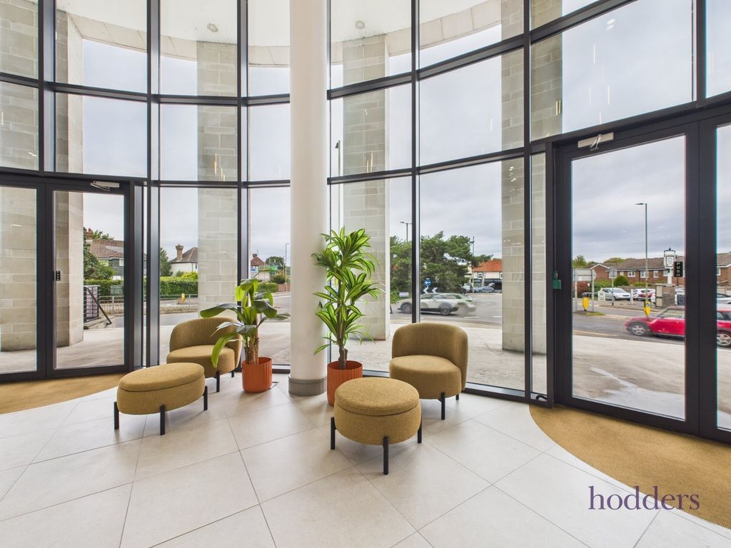 Property photo 2 of 10 Picture No. 17