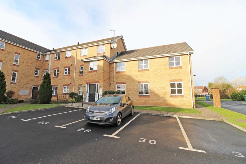 Property photo 1 of 7 Photo 4