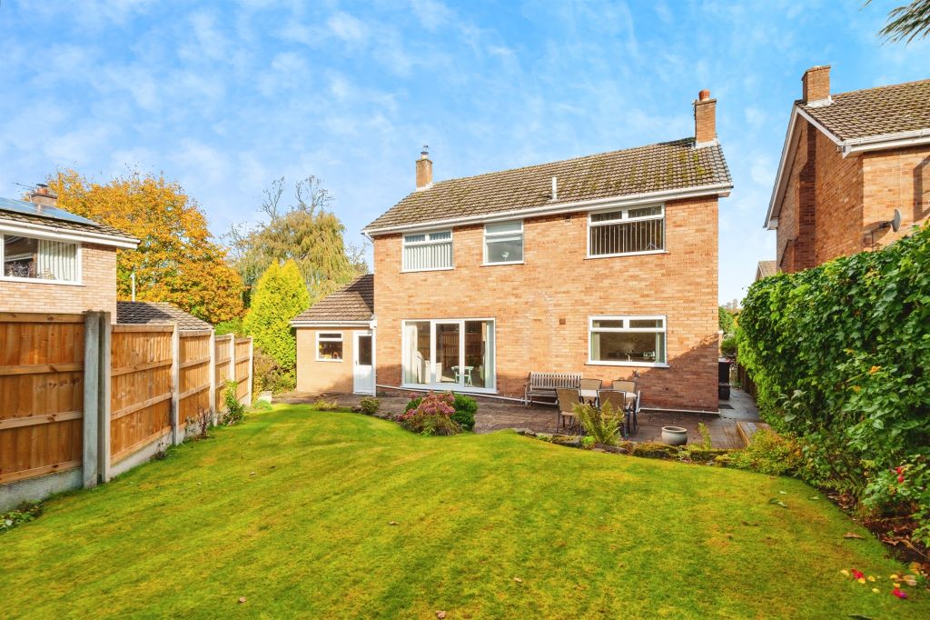 Property photo 2 of 17