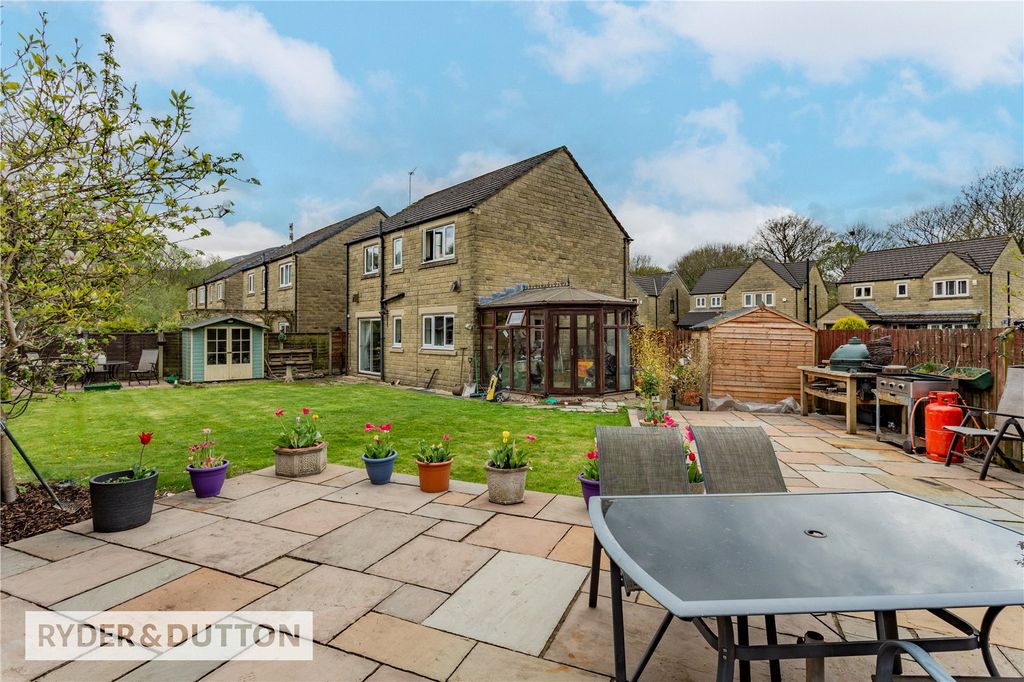 Property photo 2 of 23 Rear Garden