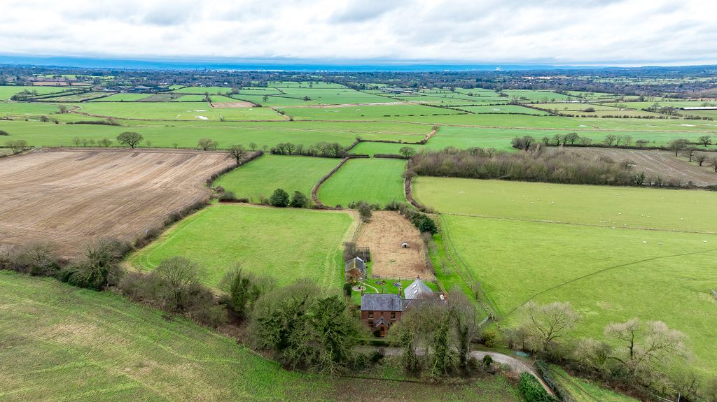 Property photo 2 of 24