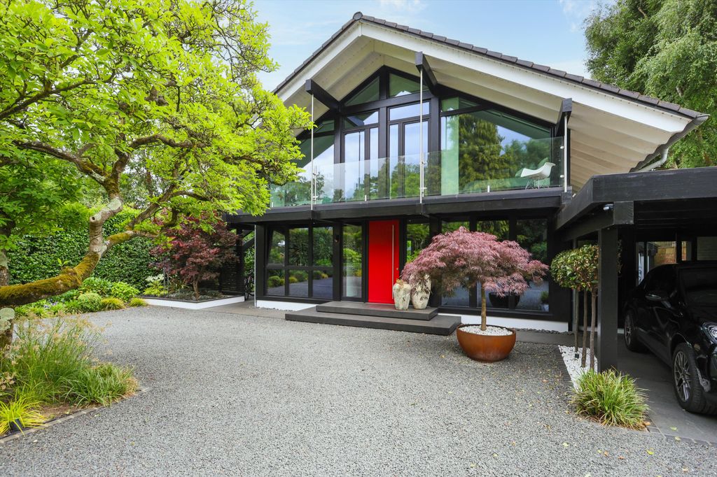 Property photo 1 of 21 Image