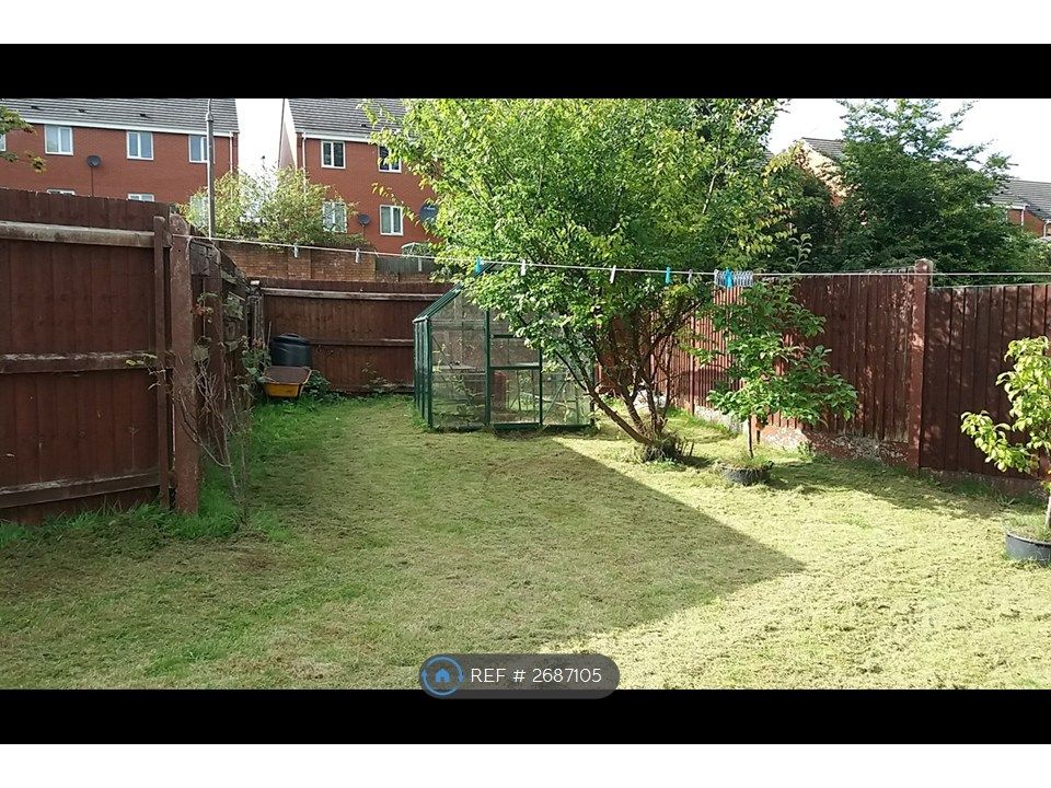 Property photo 2 of 10