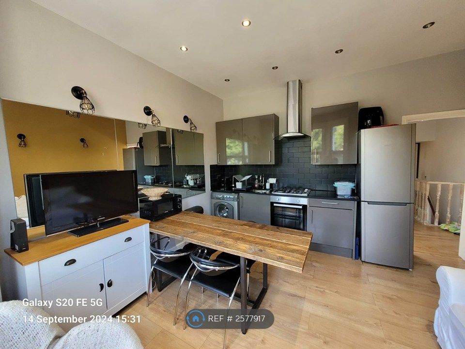 Property photo 2 of 14 Architect Designed Living Room With Mirror Wall