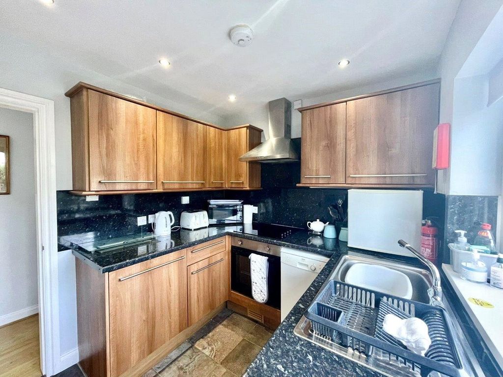 Property photo 3 of 10 Picture No. 19