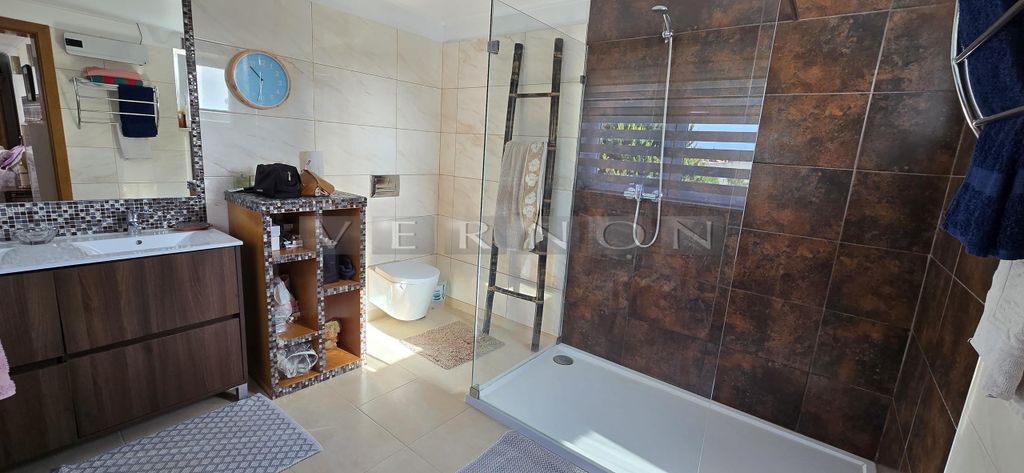 Property photo 3 of 30