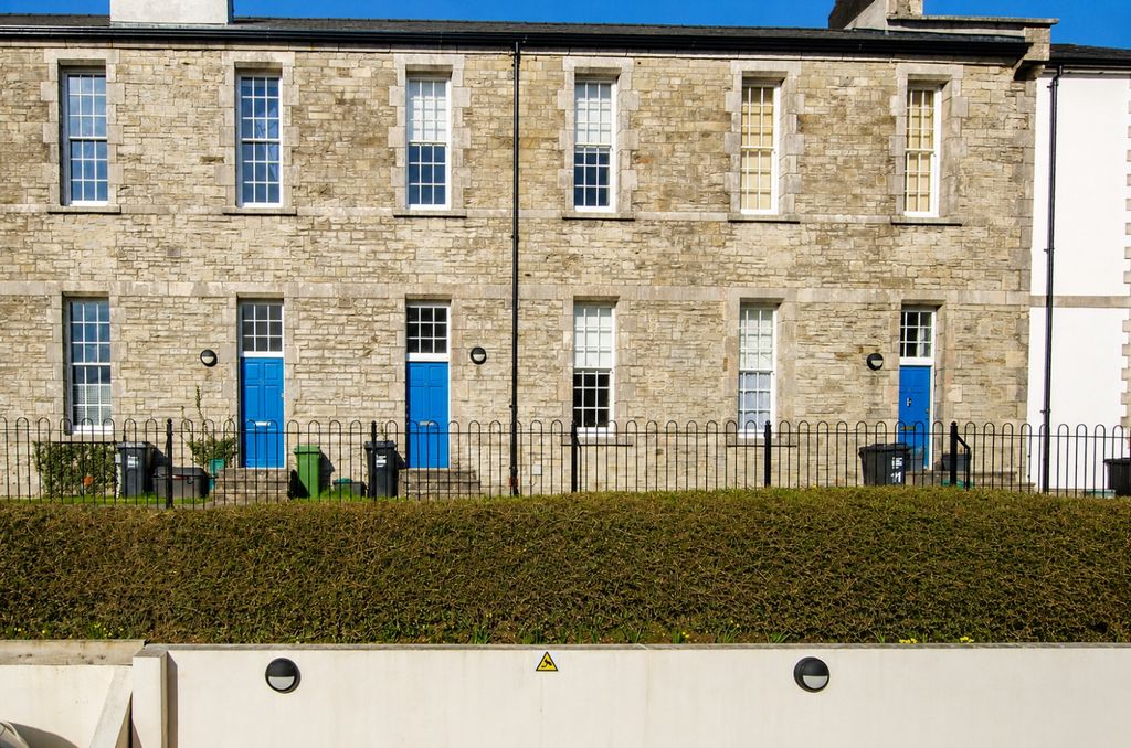 Property photo 1 of 9 Tps Bodmin 01208 74182