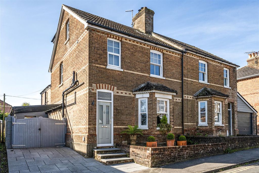 Property photo 1 of 16 Front Elevation