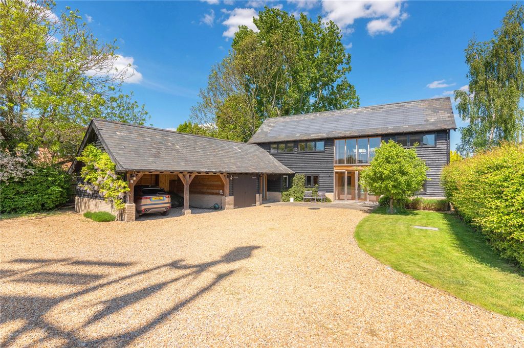 Property photo 2 of 40 Picture No. 04