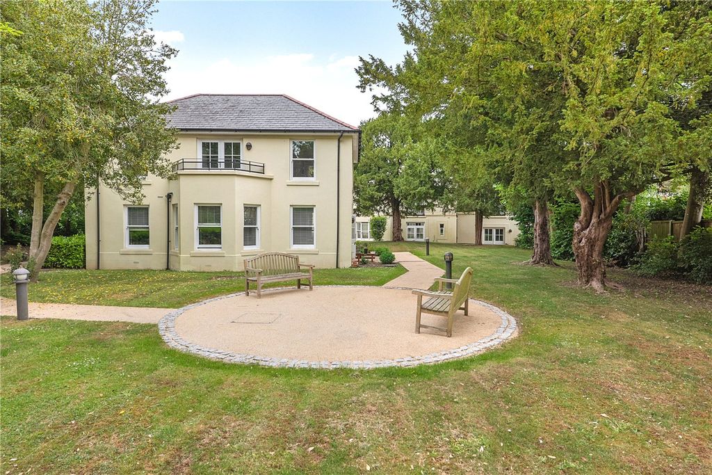 Property photo 1 of 14 Picture No. 12