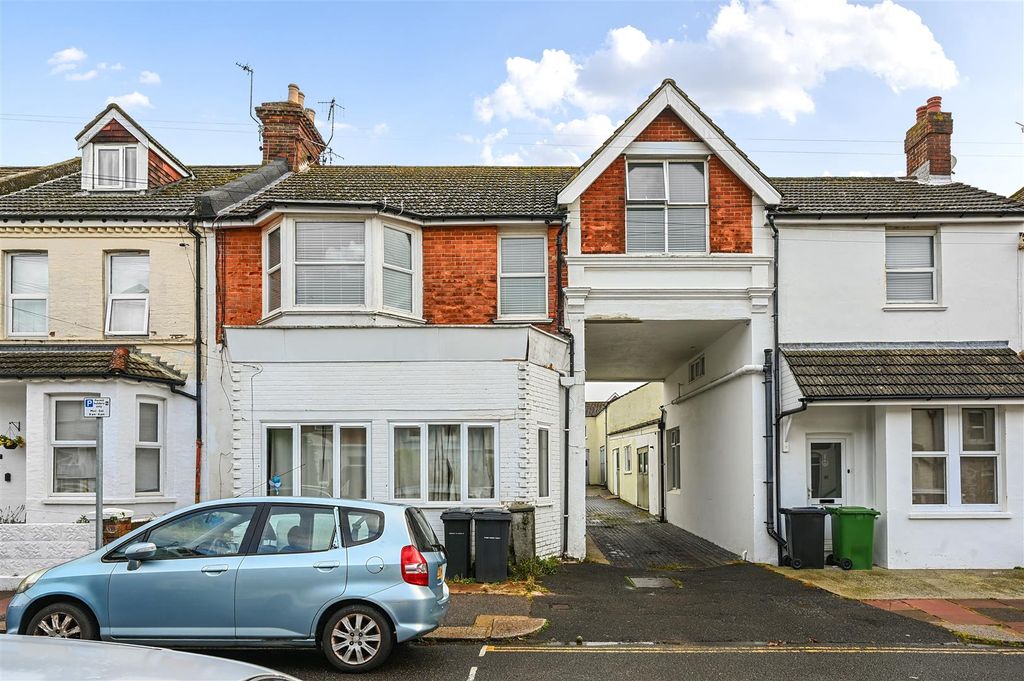 Property photo 1 of 16 74 Windsor Road - Tn393Pe (15).Jpg