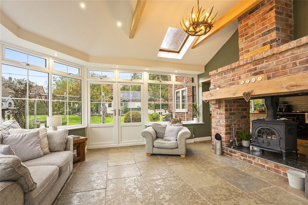 Property photo 3 of 42 Picture No. 64