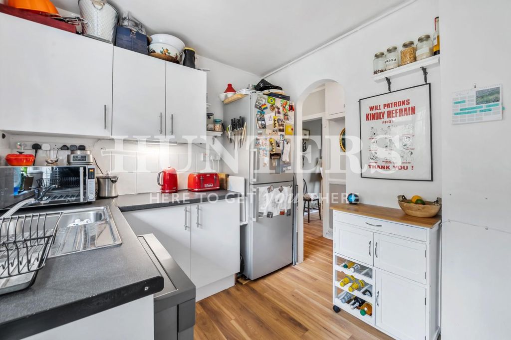Property photo 3 of 13 Kitchen
