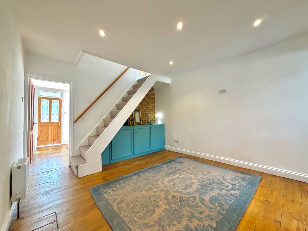 Property photo 3 of 14 Rear Reception Room