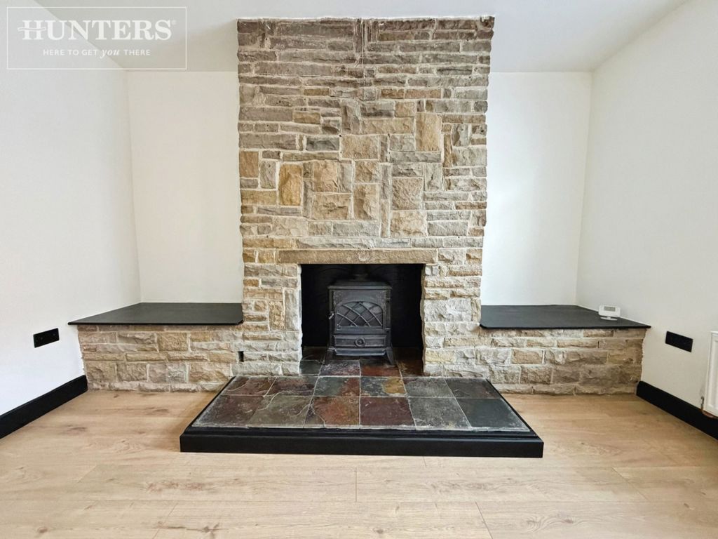 Property photo 3 of 16 Pbox-Img.Jpg