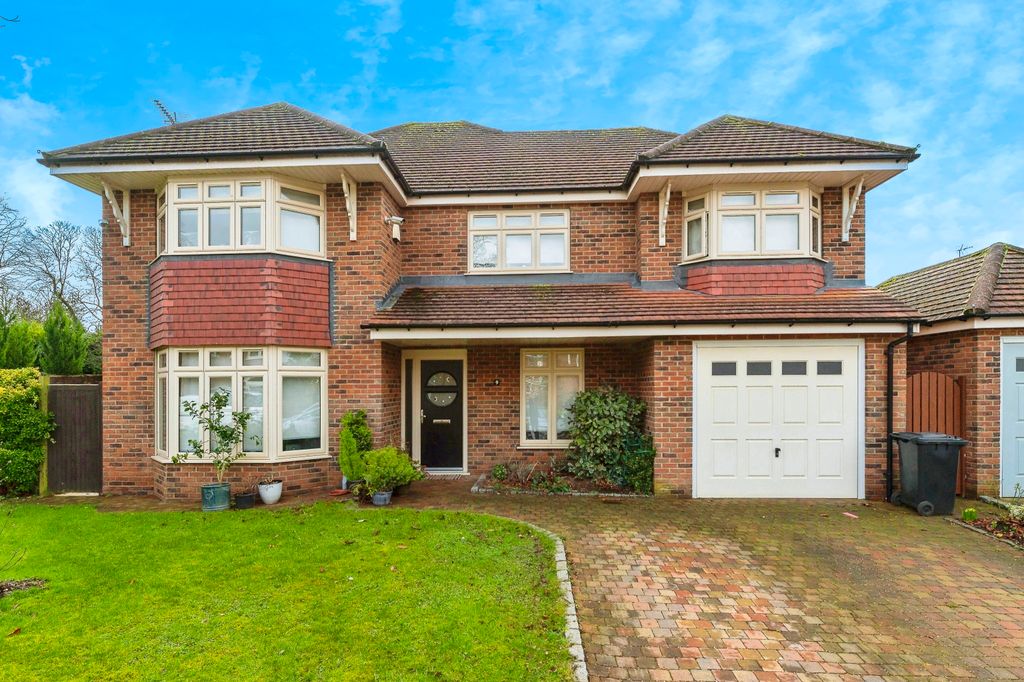 Property photo 1 of 15 Front