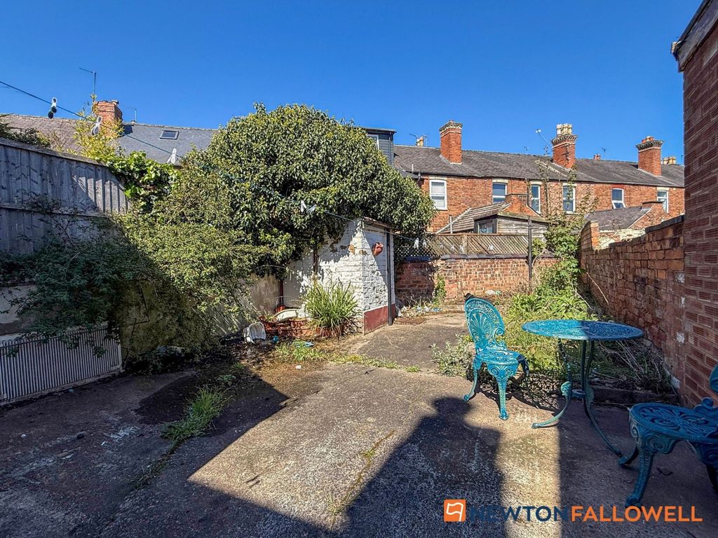 Property photo 3 of 16