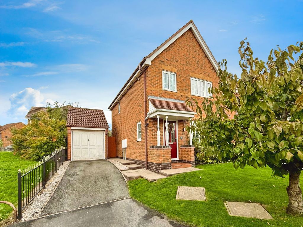 Property photo 1 of 18