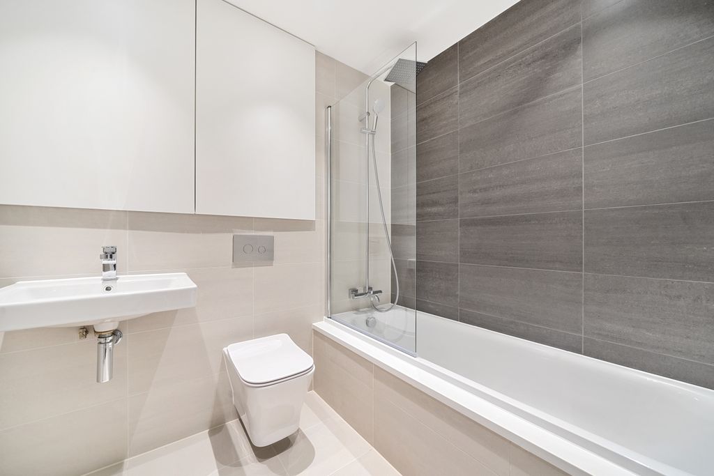 Property photo 2 of 4 3