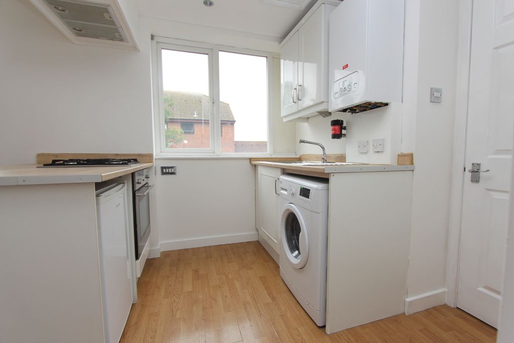 Property photo 3 of 5 Img_9083