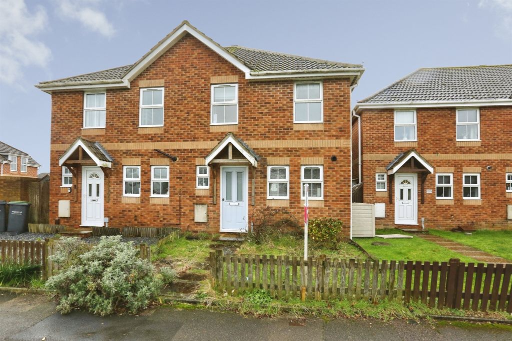 Property photo 1 of 11