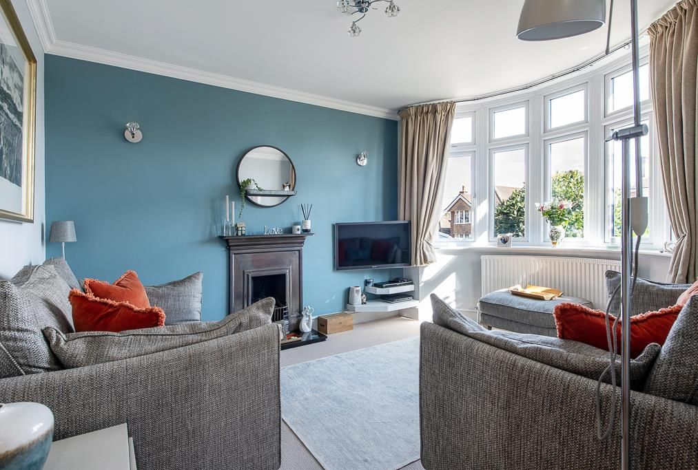 Property photo 3 of 38 1 Bulcote Drv-24.Jpg