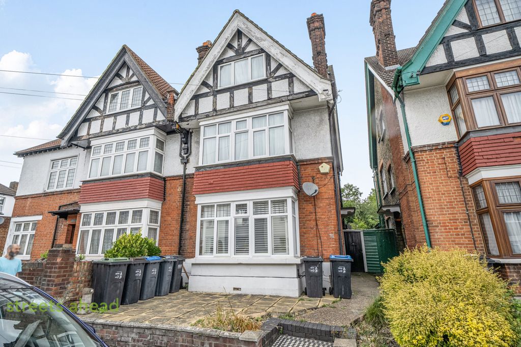 Property photo 1 of 19 05E6450A-c904-49F...