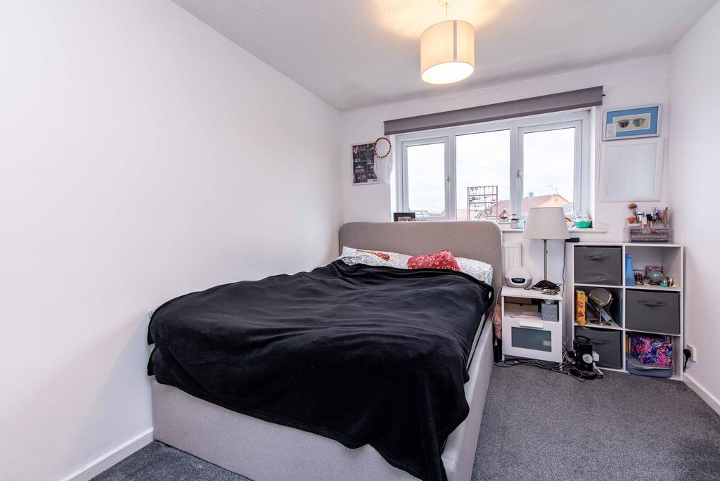 Additional image 12 of 3 bed semi-detached house for saleParkstone Close, West Bridgford NG2