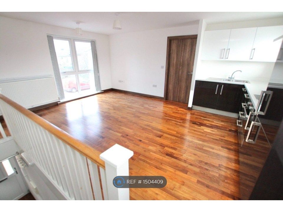 Property photo 3 of 10 Kitchen / Diner