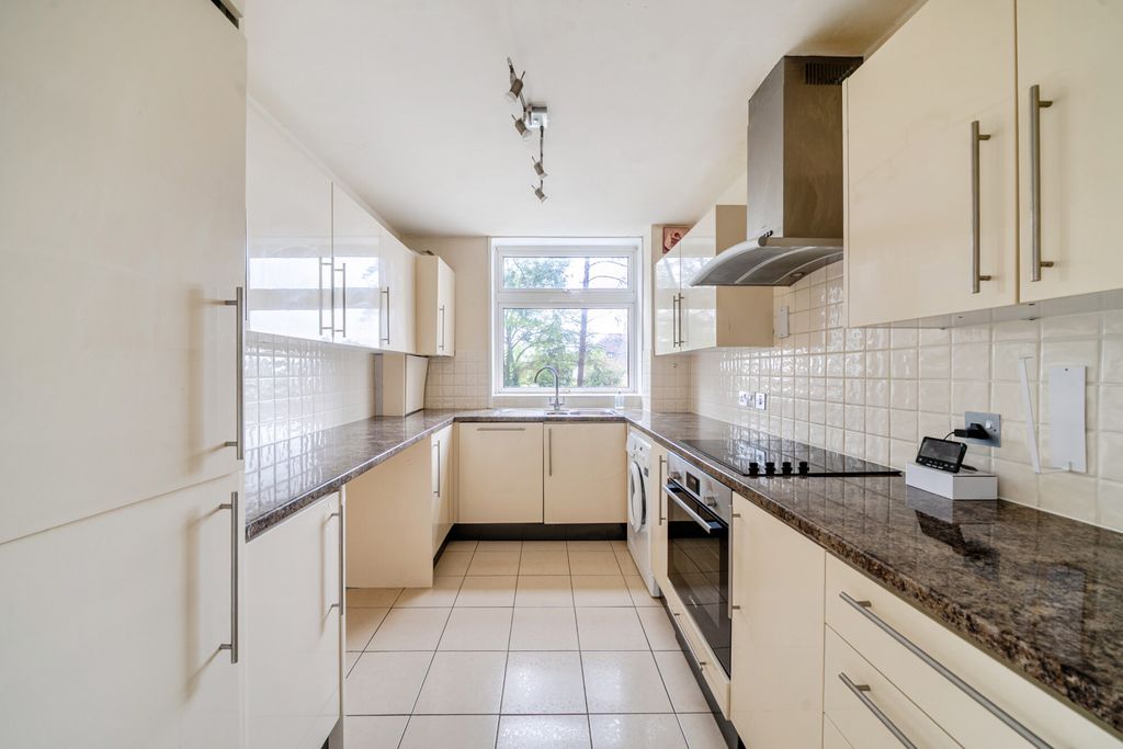 Property photo 1 of 22 1375029-5-6904A9F...