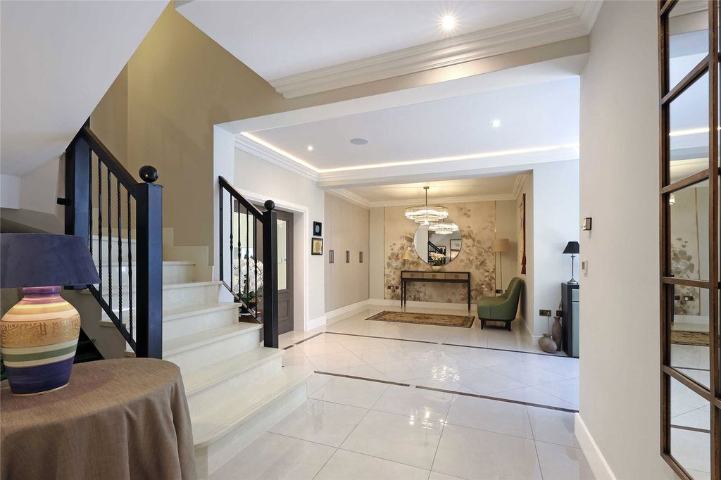 Property photo 3 of 17 Reception Hall