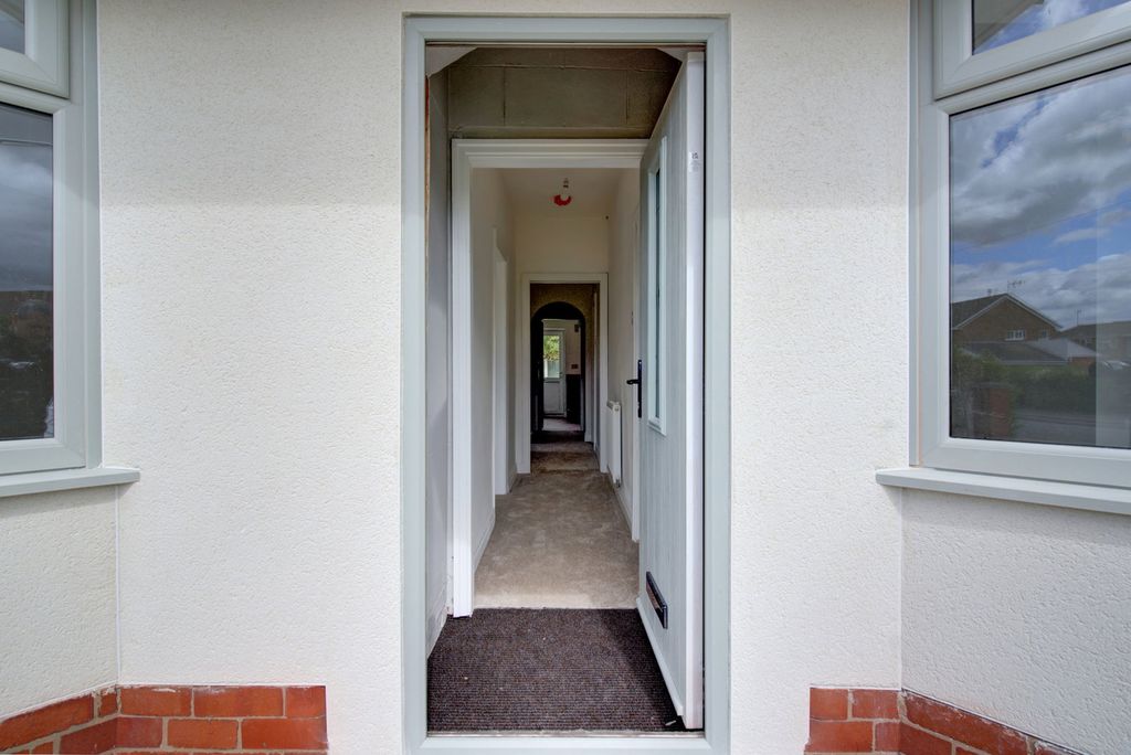 Property photo 3 of 23