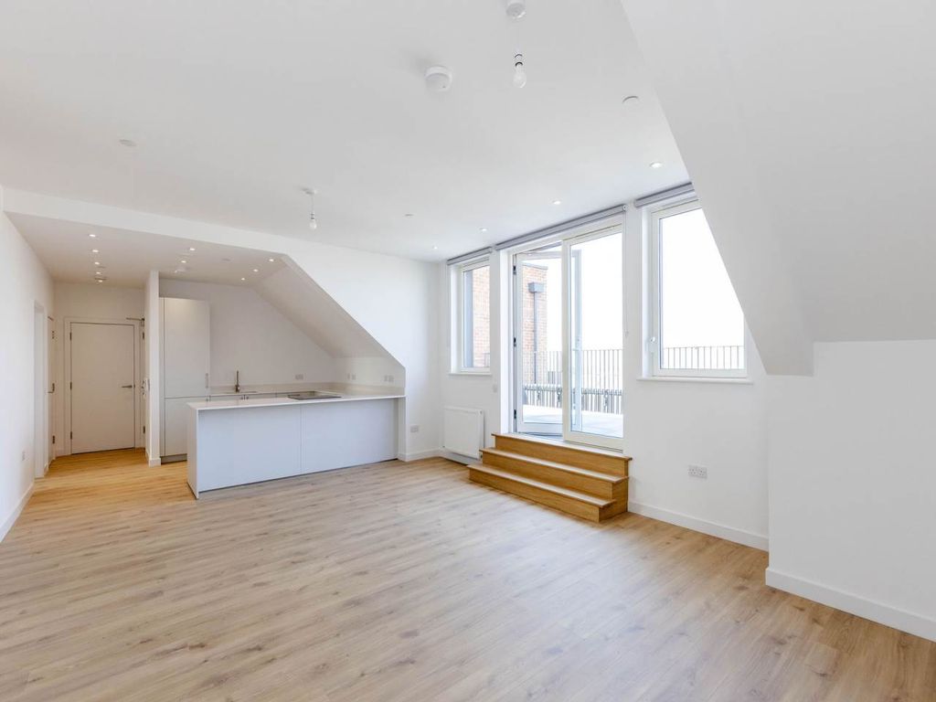 Property photo 2 of 17 Openplan-2