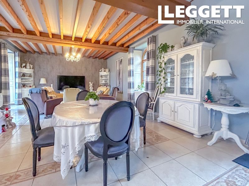 Property photo 2 of 10