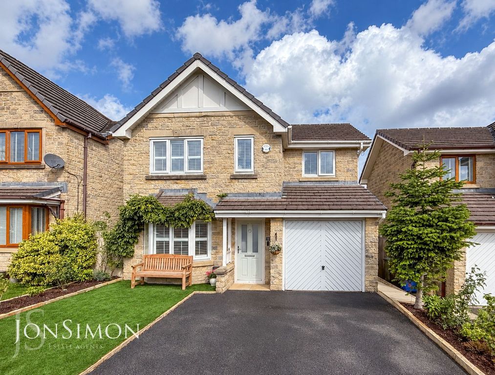 Property photo 1 of 52