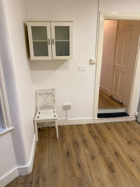 Property photo 2 of 10 Gallery