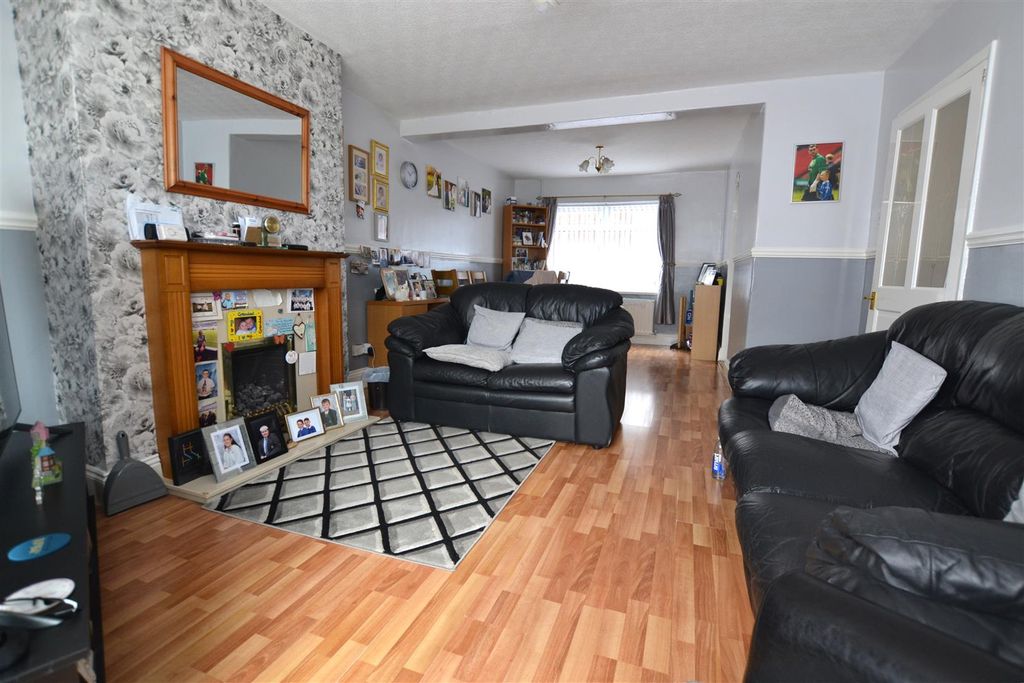 Property photo 2 of 10 8 Chil 2.Jpg