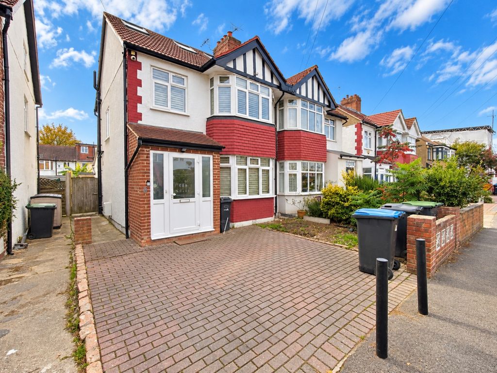 Property photo 1 of 17