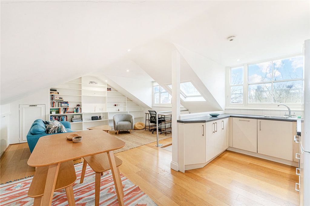 Property photo 1 of 10 Picture No. 06