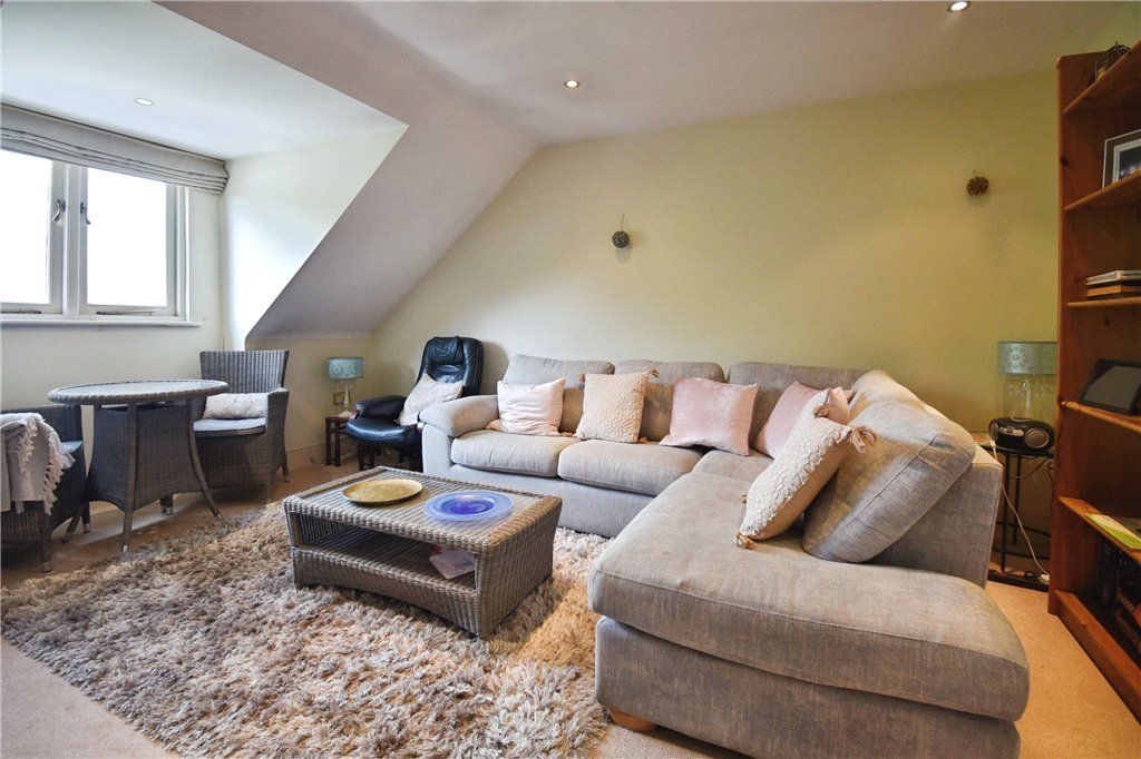 Property photo 2 of 11 Picture No. 16