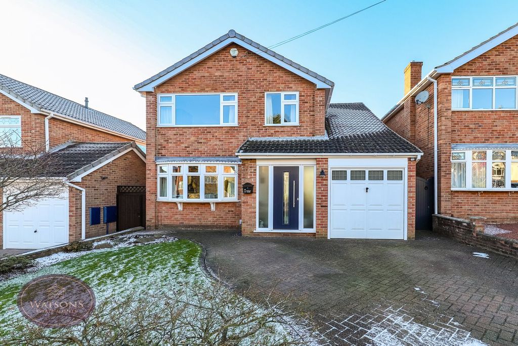 Property photo 1 of 31